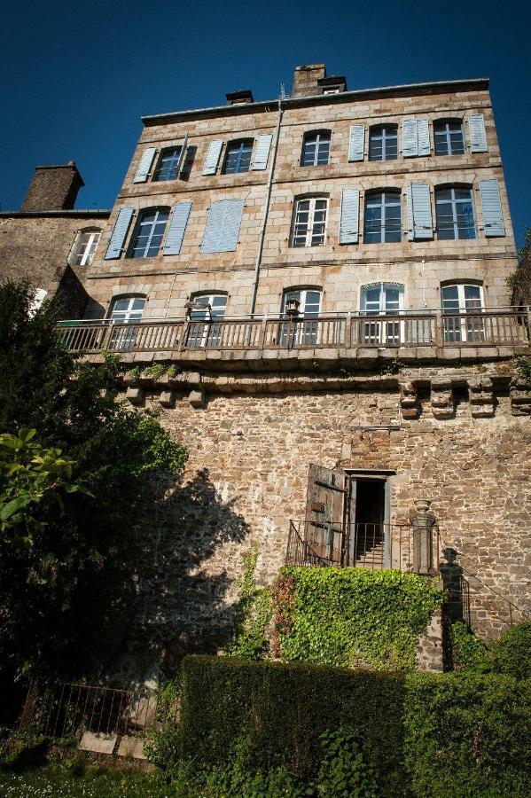 Mercier De Montigny - Les Chambres Du Beffroi - Spa Et Massage Fougères Esterno foto