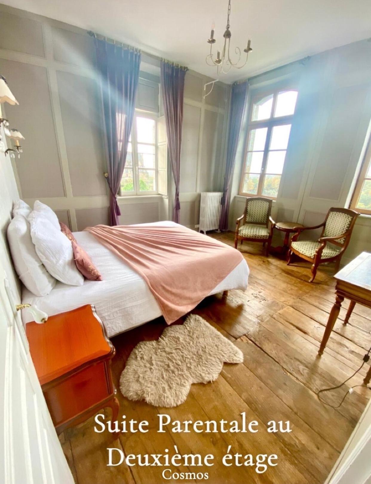 Mercier De Montigny - Les Chambres Du Beffroi - Spa Et Massage Fougères Esterno foto